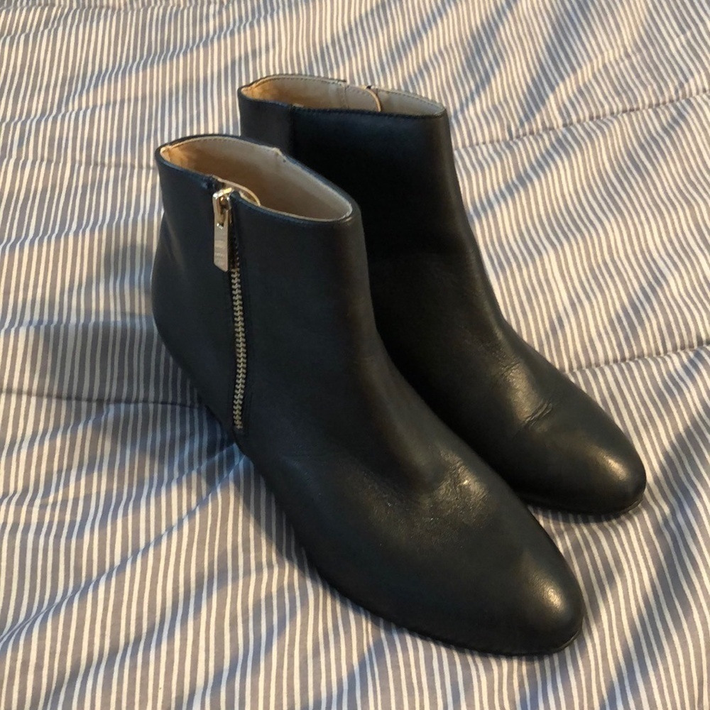 Alfani Black Leather Booties Size 8.5